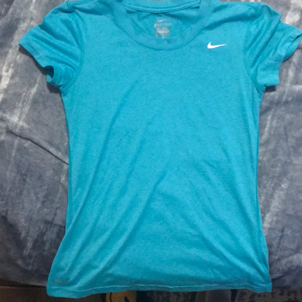Nike short sleeve dri fit tshirt teal/turquoise color